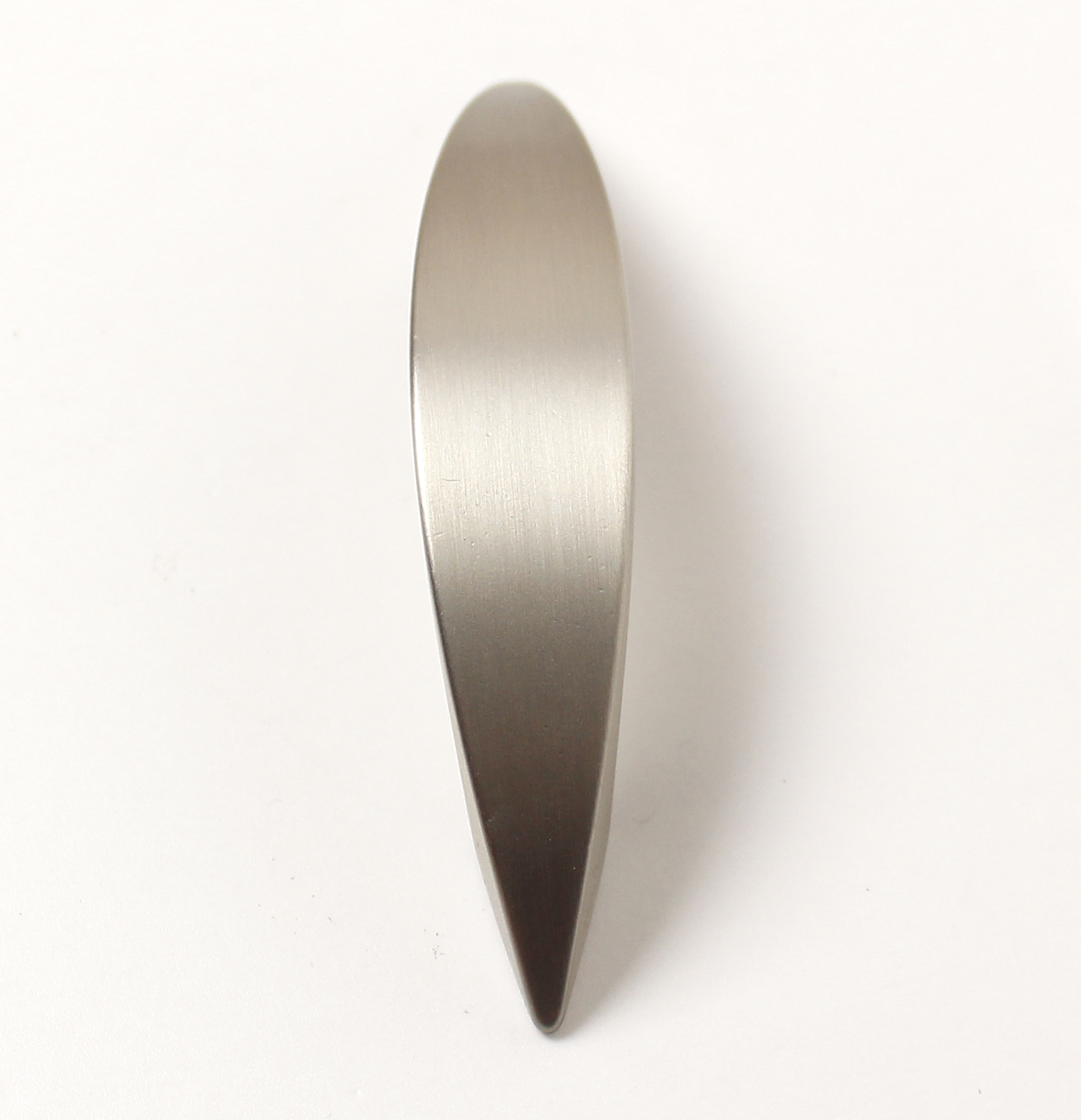 12106 - Úchytka rozteč 64mm ocel mat 