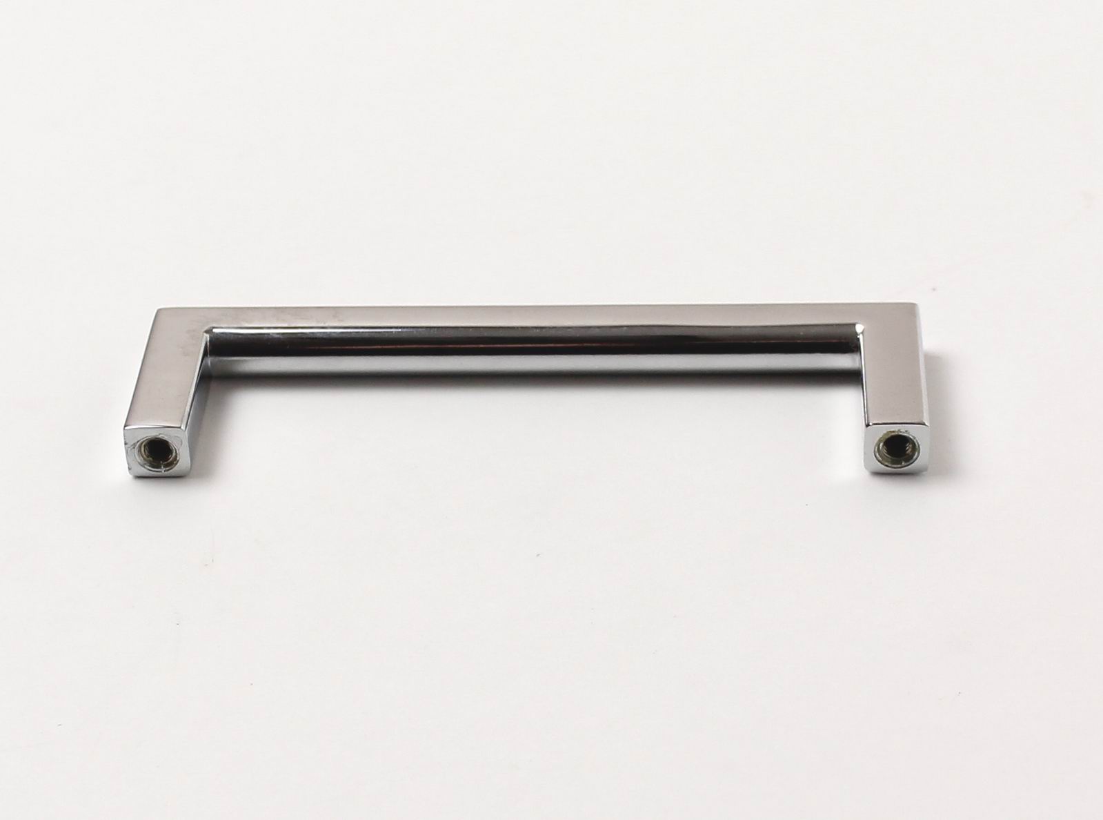 14197 - úchytka rozteč 96mm /chrom lesklý