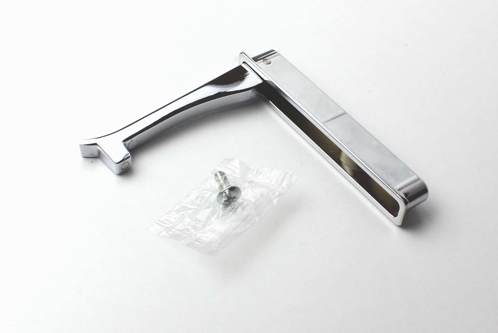 14247 - zápustný věšák 93 mm, chrom lesk