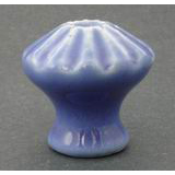 31009 - knopka modrofial. 35mm porcelán bez šroubu