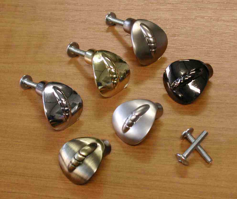 63111 - KALA knopek chrom