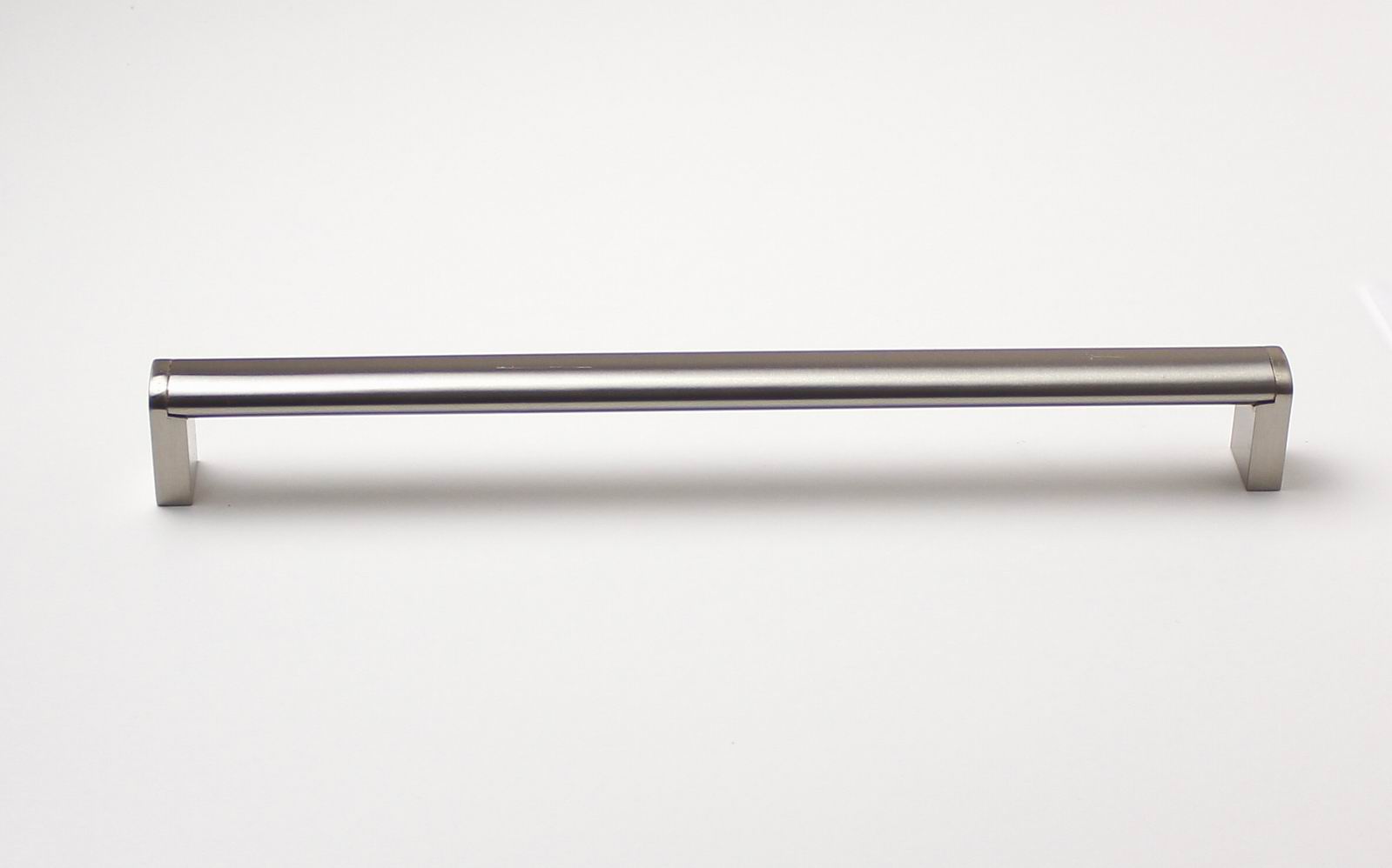 770044 - BONDY úchytka rozteč 256mm / Nerez