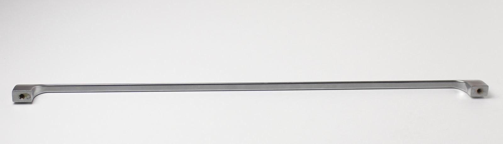 770048  - úchytka rozteč 416mm  / Satén chrom
