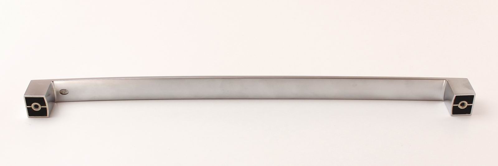 770136 - úchytka rozteč 320mm / Satén chrom