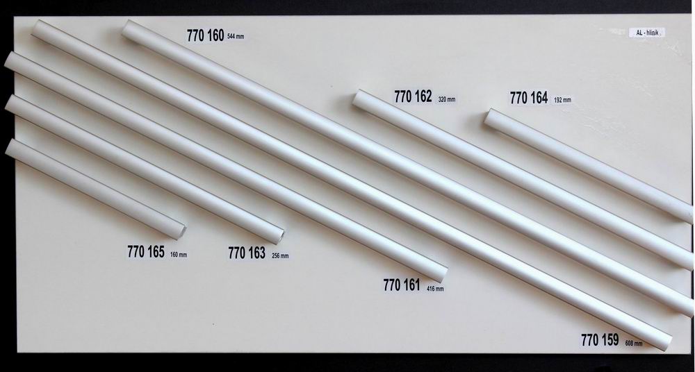 770159 - RUDA úchytka 608mm / hliník AL