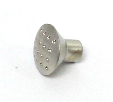 81034 - knopka 28mm tečky/satén nikl