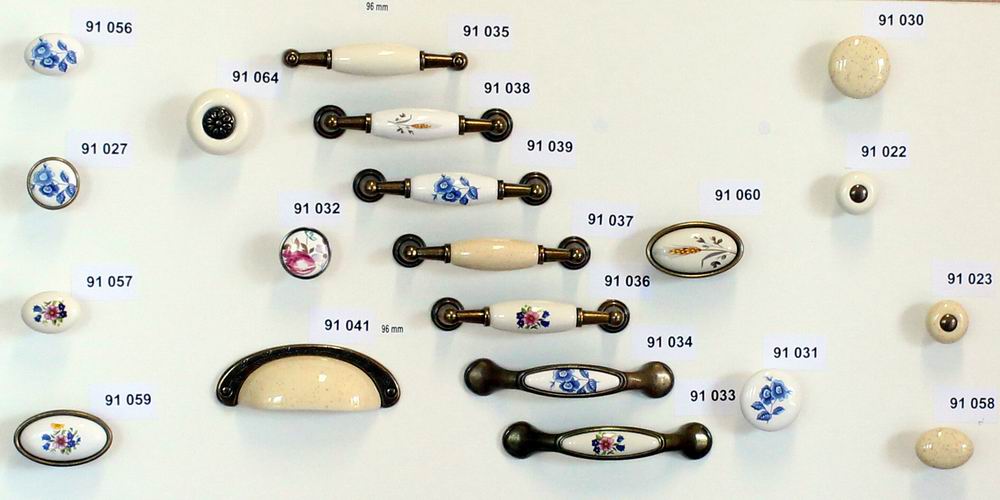 91023 - Knopka 26mm, porcelánová / staromosaz