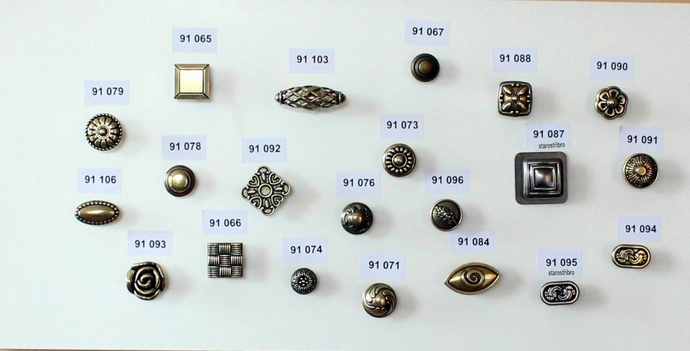 91066 - Knopka čtverec proplétaný 30x30mm, staromosaz